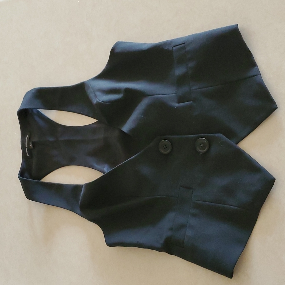 Express Design black vest, size 2